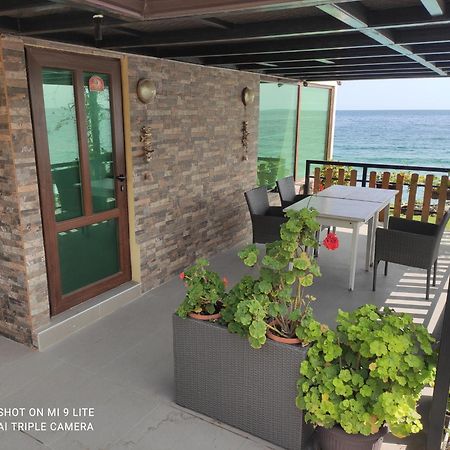 Hemingway Rooms In Happy Beach Varna Exteriér fotografie