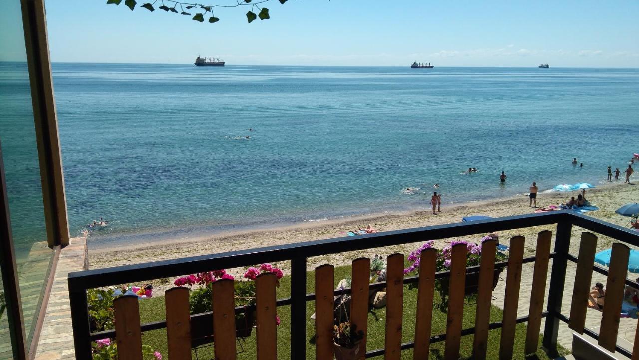Hemingway Rooms In Happy Beach Varna Exteriér fotografie