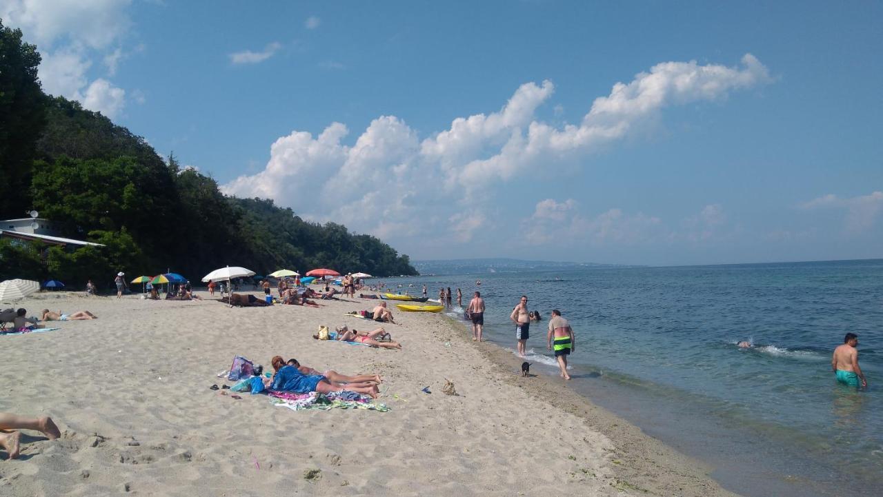 Hemingway Rooms In Happy Beach Varna Exteriér fotografie