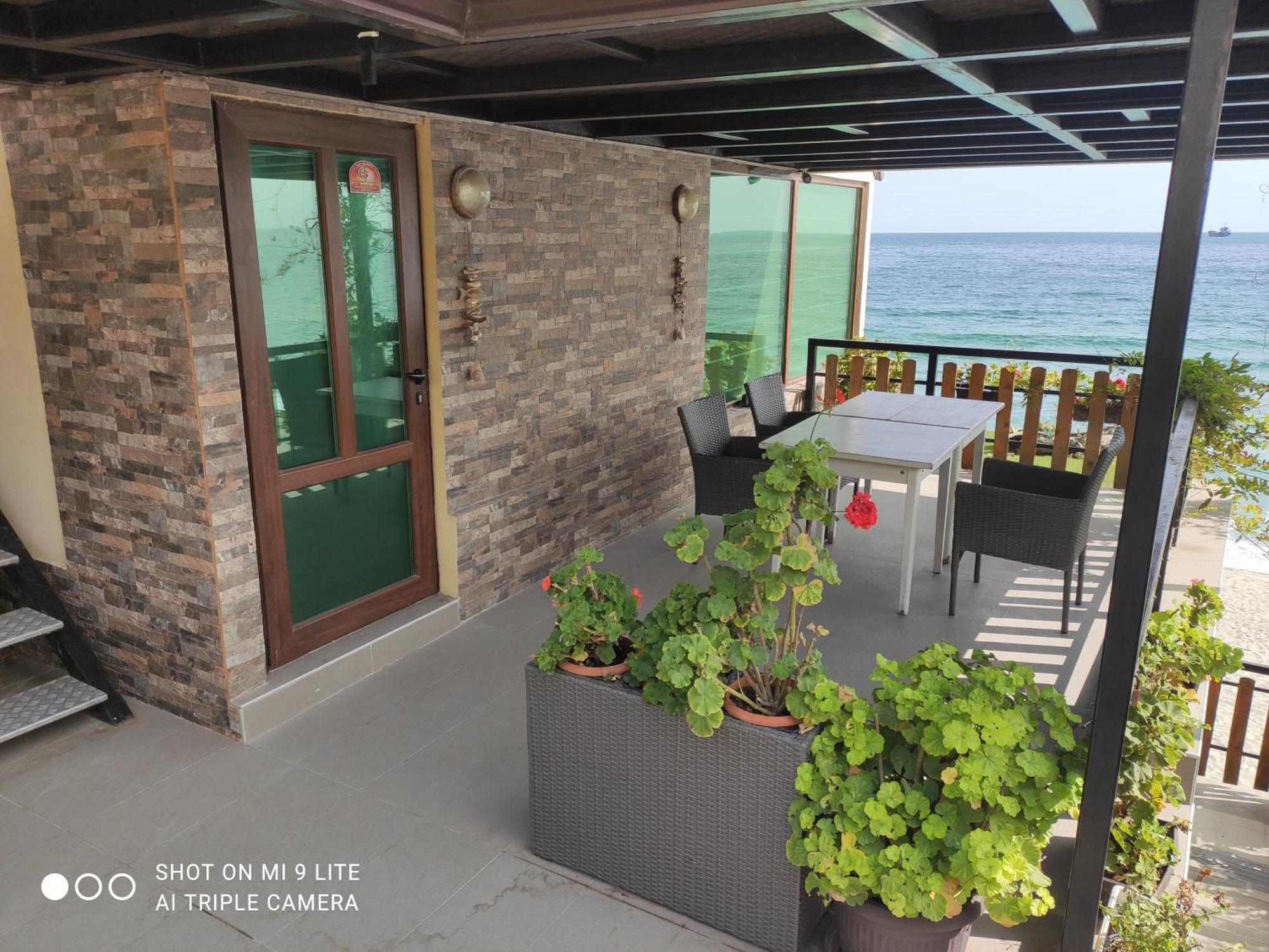 Hemingway Rooms In Happy Beach Varna Exteriér fotografie