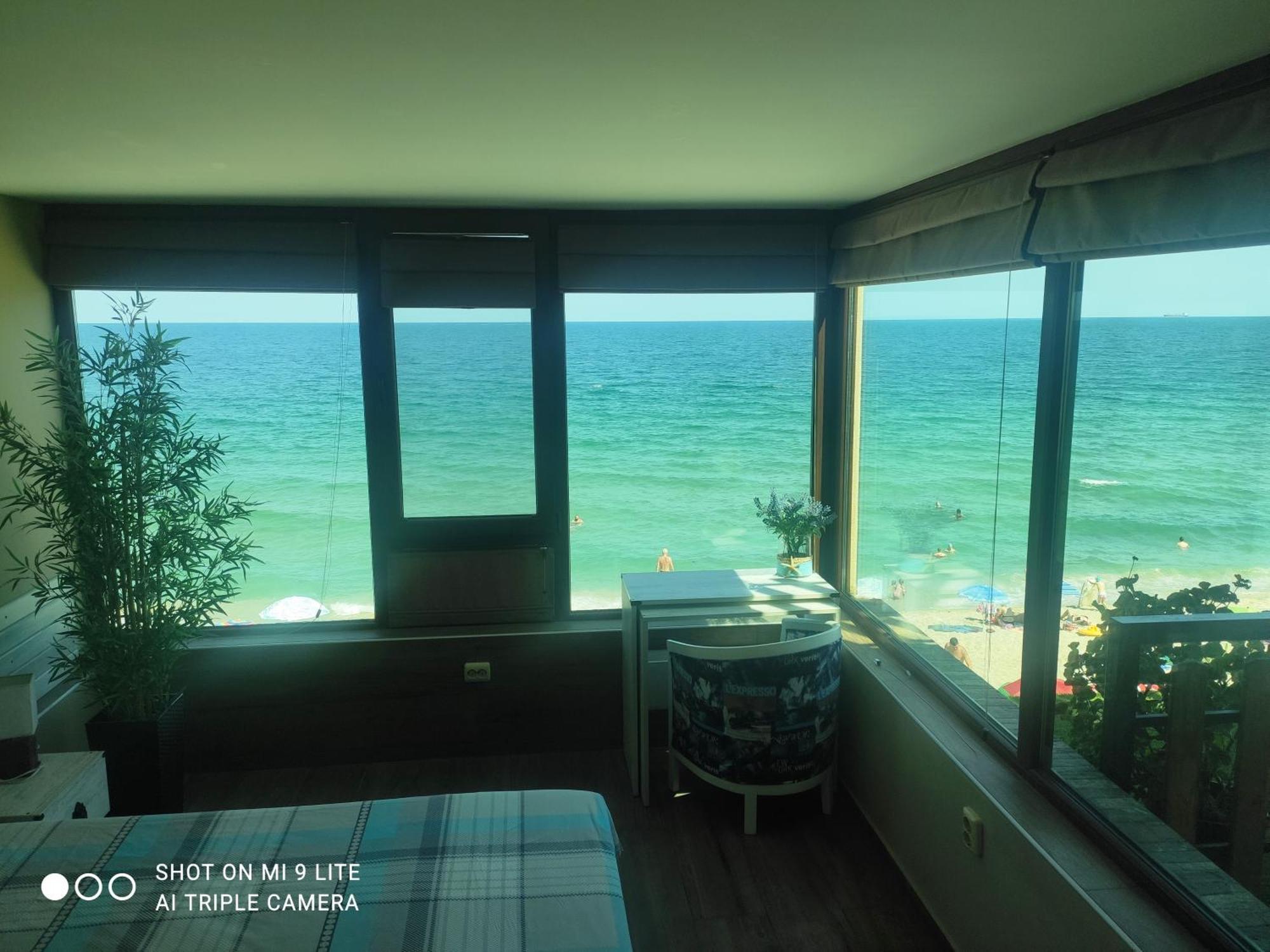 Hemingway Rooms In Happy Beach Varna Exteriér fotografie